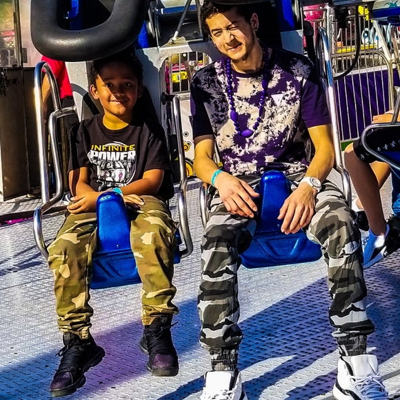 Meet your Posher, Willie - Picture 4 of 6